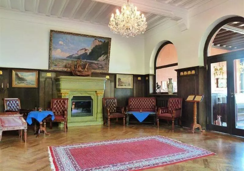 Schlosshotel Ralswiek