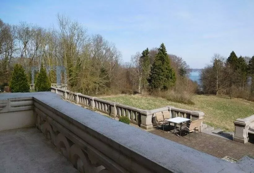 Schlosshotel Ralswiek