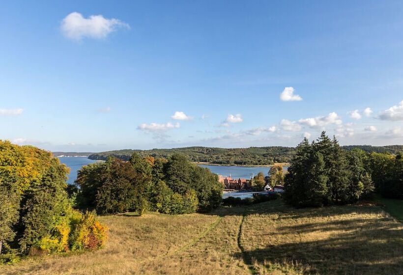 Schlosshotel Ralswiek