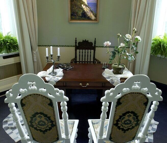 Schlosshotel Ralswiek