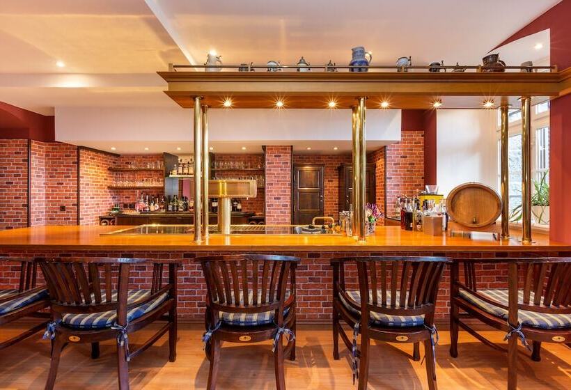 Schlosshotel Ralswiek