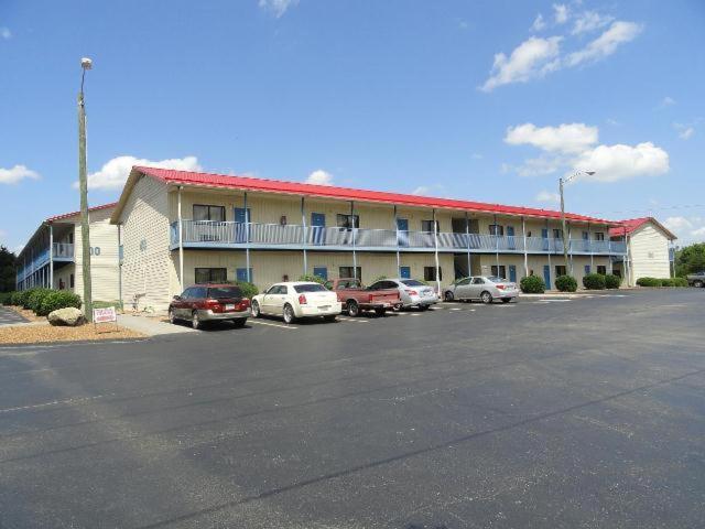 בית מלון כפרי Scottish Inns Athens