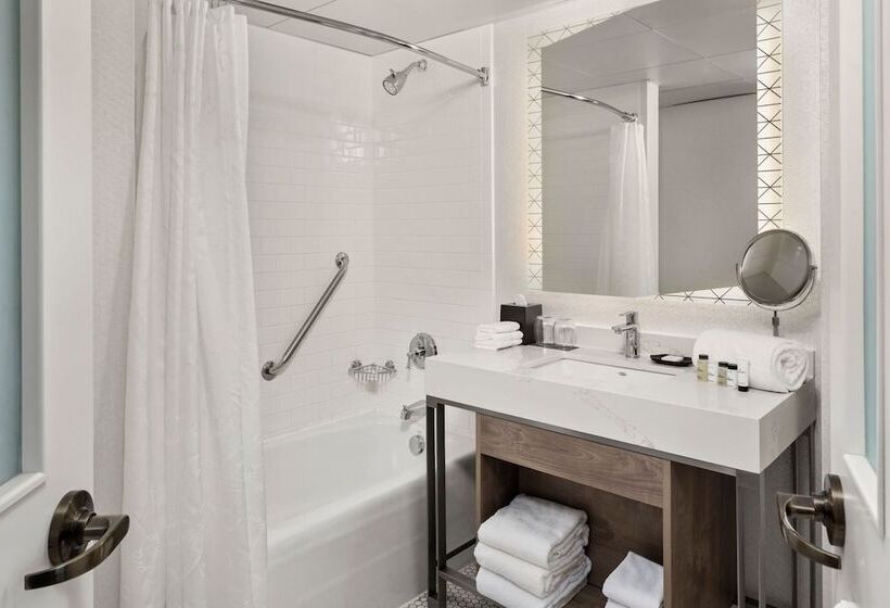 فندق Sheraton Duluth