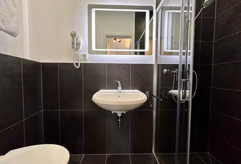 Smarty Cologne Dom Hotel Boardinghouse Kontaktloser Self Check In