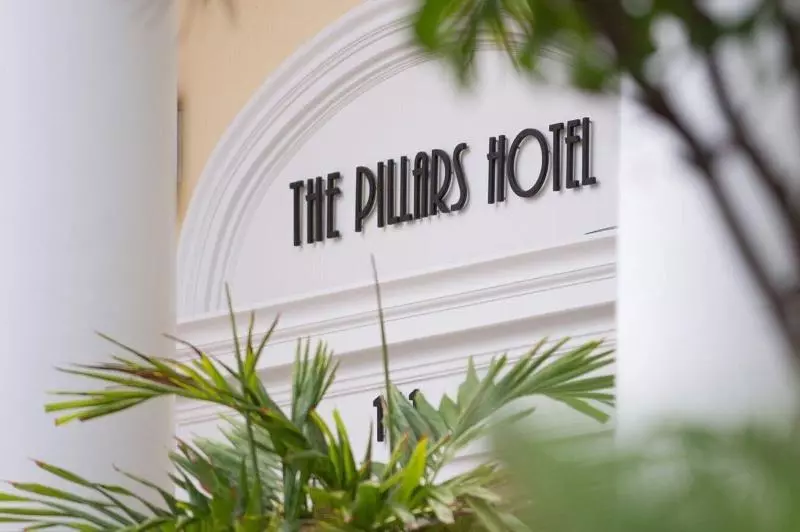 The Pillars Hotel & Club