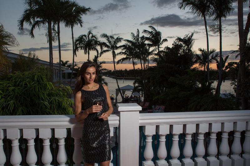 The Pillars Hotel & Club