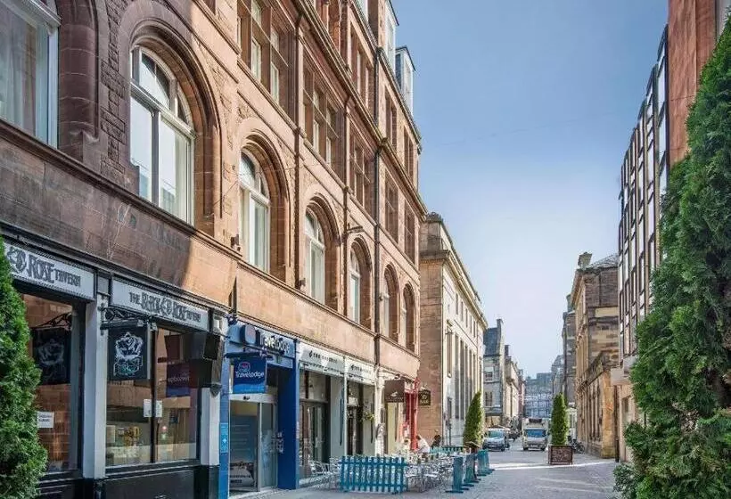 هتل Travelodge Edinburgh Central Queen Street