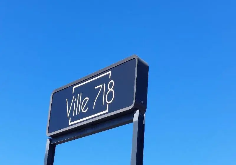 Hotelli Ville 718
