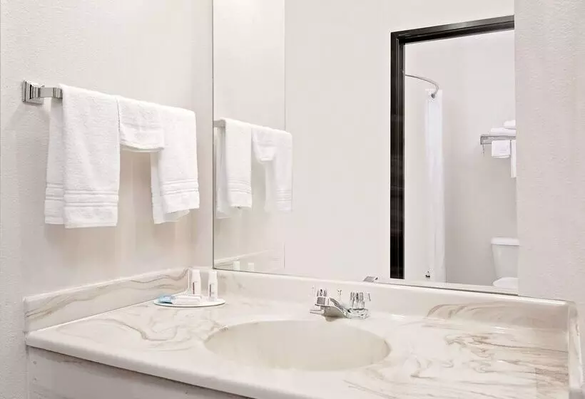 汽车旅馆 Howard Johnson By Wyndham Gothenburg