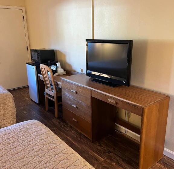 汽车旅馆  Timbers Inn And Suites