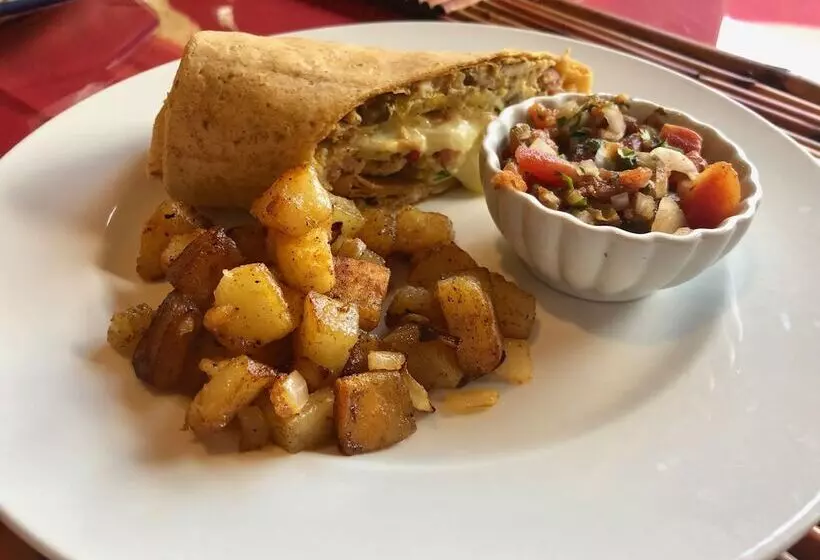 Bed and Breakfast A Sunset Chateau