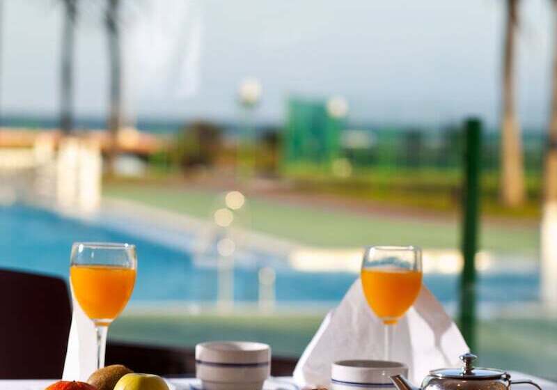 Evenia Zoraida Resort