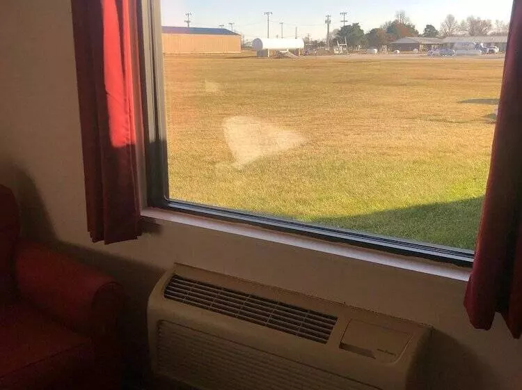 酒店 Simple Rewards Inn Shelbina