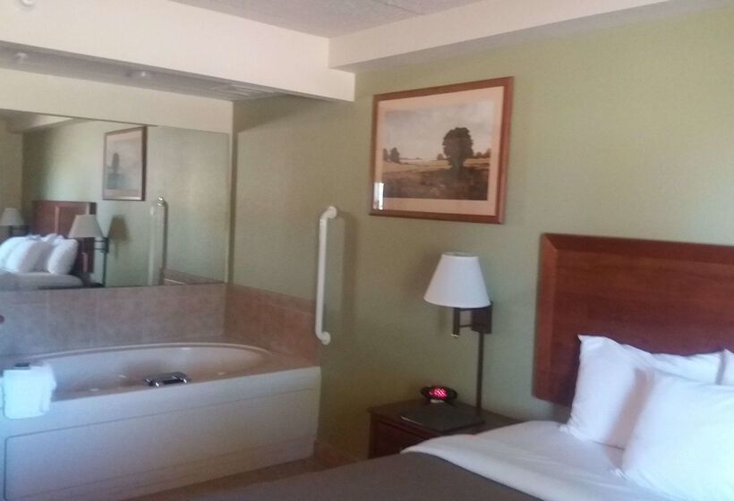 Отель Americinn By Wyndham Kewanee