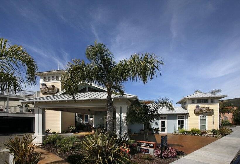 Отель Avila Lighthouse Suites