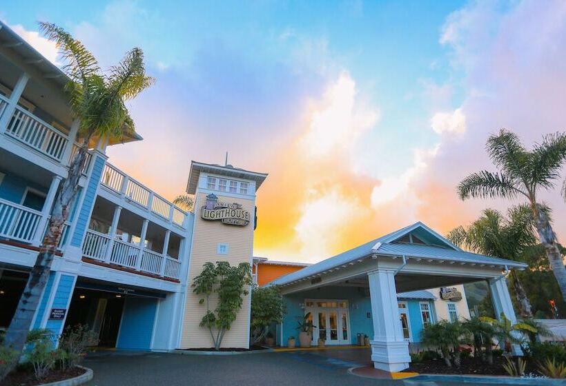 Отель Avila Lighthouse Suites