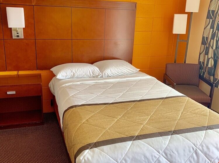 Отель Budget Inn Mifflintown