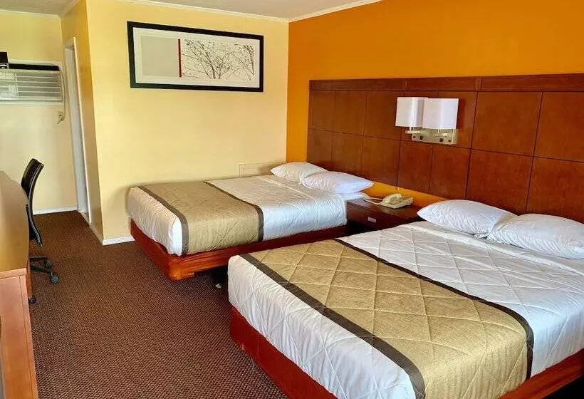 Отель Budget Inn Mifflintown