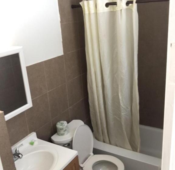 酒店 Budget Lodge Newton Falls