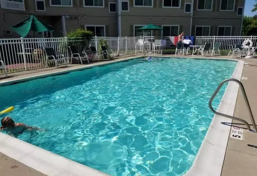 酒店 Country Inn & Suites By Radisson, Lake George Queensbury, Ny