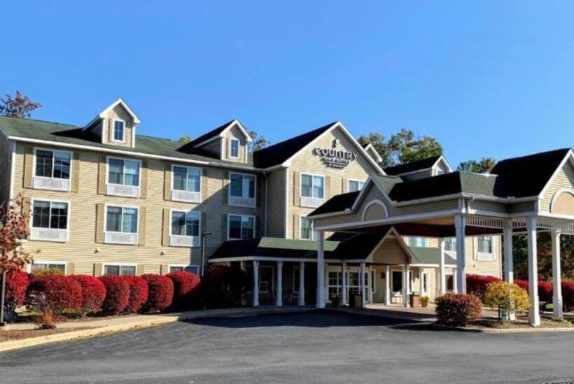 Отель Country Inn & Suites By Radisson, Lake George Queensbury, Ny