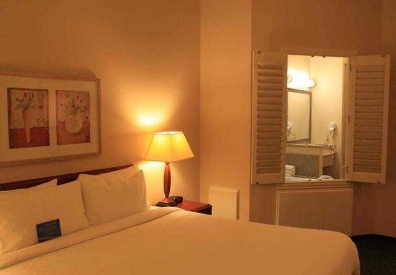 فندق Fairfield Inn & Suites Denton