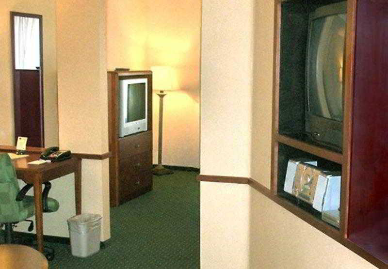 فندق Fairfield Inn & Suites Denton