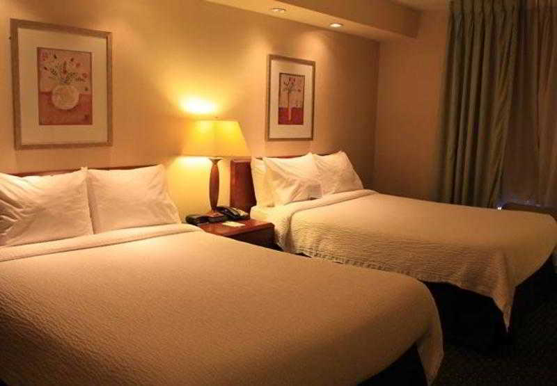 فندق Fairfield Inn & Suites Denton