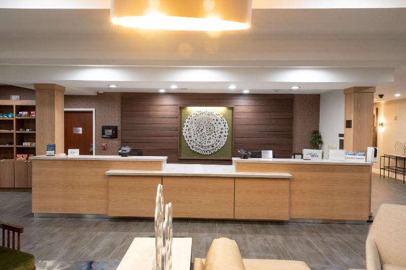 فندق Fairfield Inn & Suites Denton