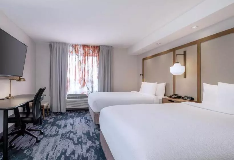 Отель Fairfield Inn & Suites Denton