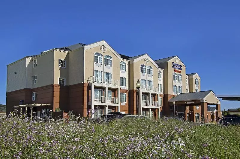 酒店 Fairfield Inn & Suites By Marriott Fairfield Napa Valley Area