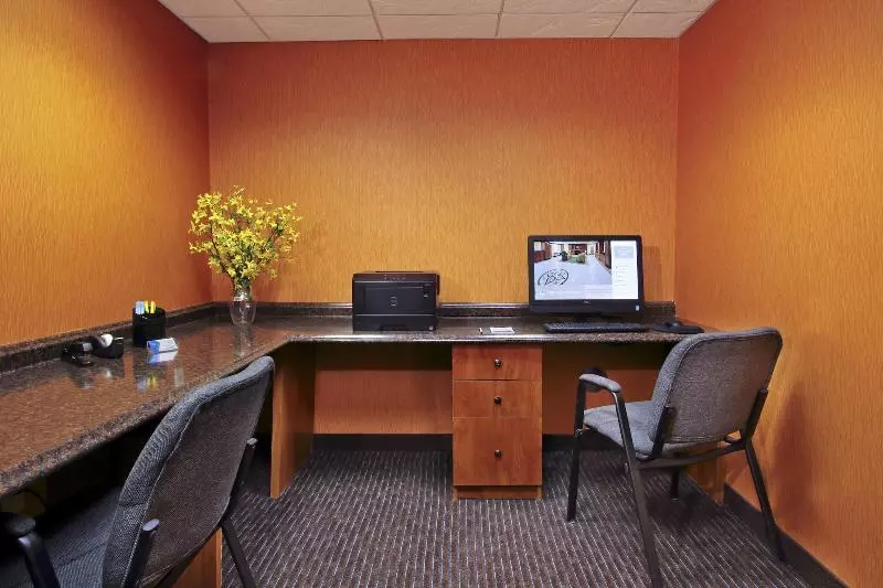 酒店 Fairfield Inn & Suites By Marriott Fairfield Napa Valley Area