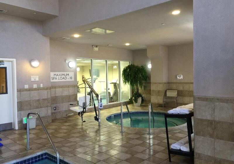 בית מלון כפרי Fairfield Inn & Suites By Marriott Fairfield Napa Valley Area