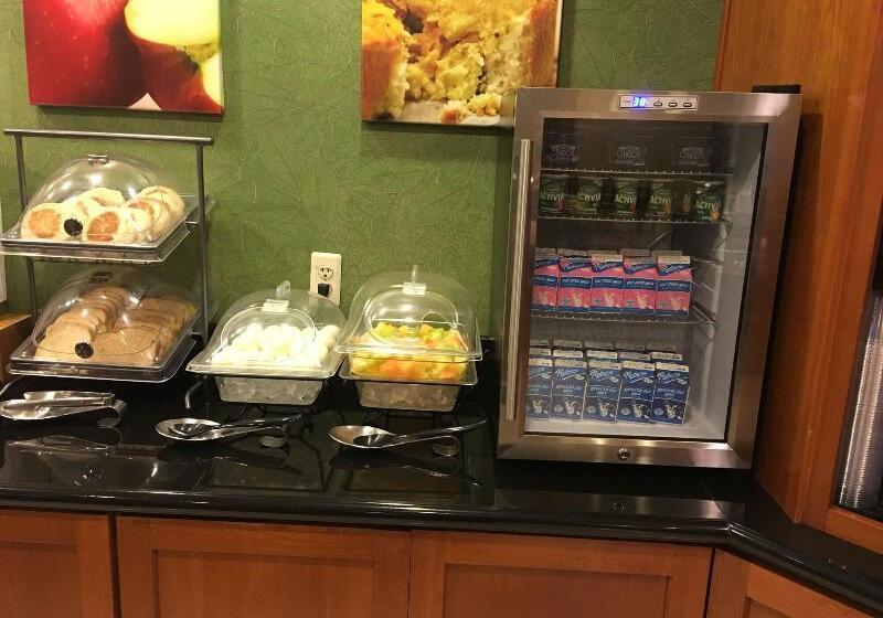 בית מלון כפרי Fairfield Inn & Suites By Marriott Fairfield Napa Valley Area