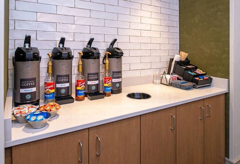 فندق Fairfield Inn & Suites High Point Archdale