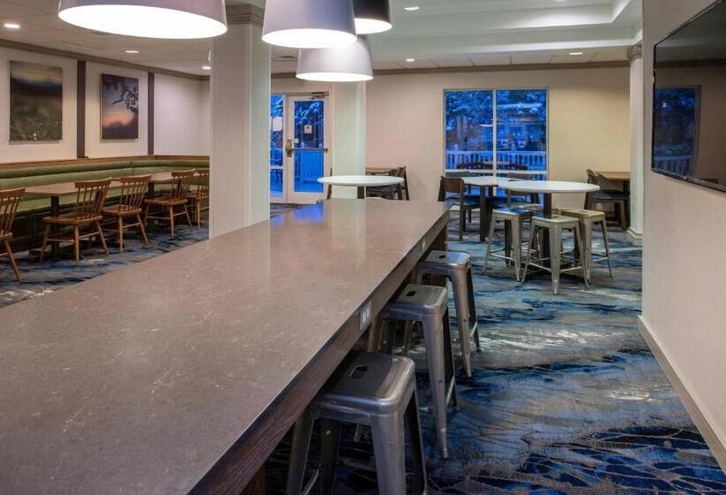 فندق Fairfield Inn & Suites High Point Archdale