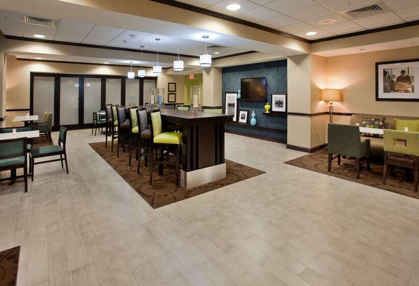 فندق Hampton Inn Dahlgren