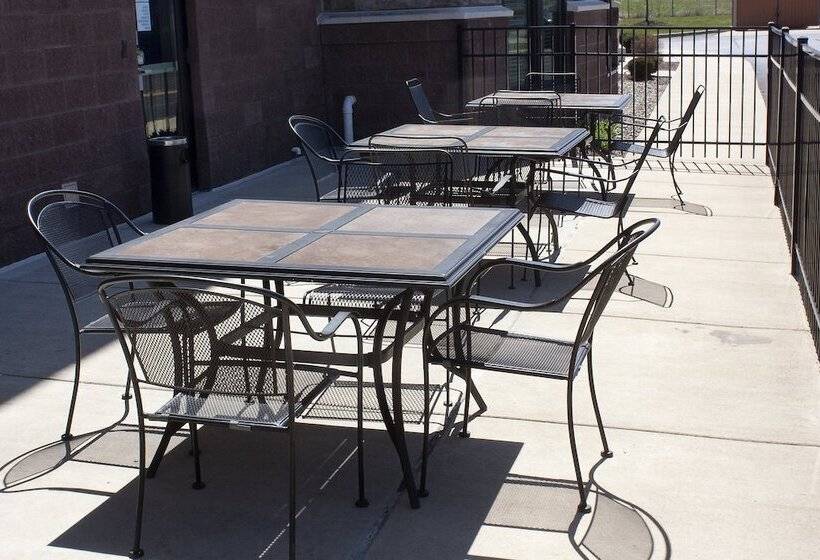 酒店 Holiday Inn Express & Suites Youngstown West   Austintown By Ihg