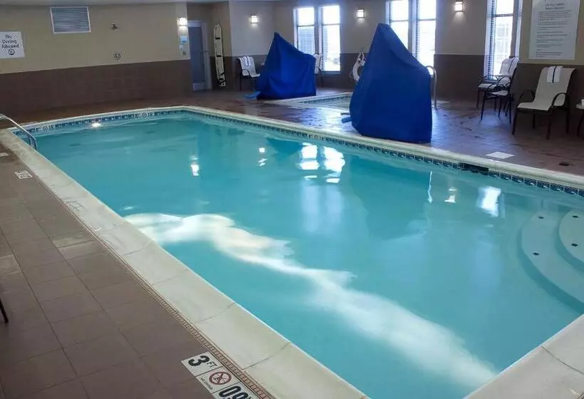 호텔 Holiday Inn Express & Suites Youngstown West Austintown By Ihg