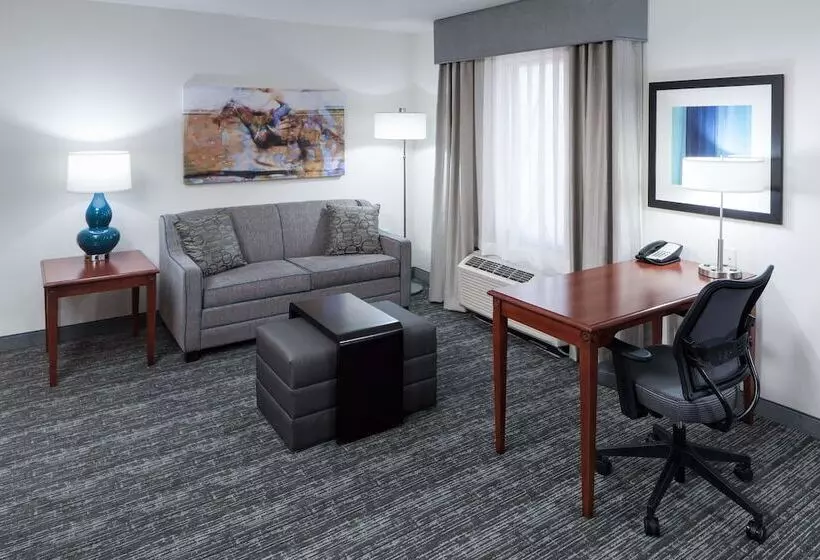 Отель Homewood Suites By Hilton Denton