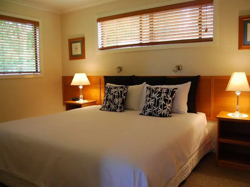 هتل Kentia Holiday Apartments
