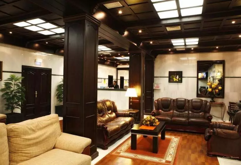 فندق Las Acacias