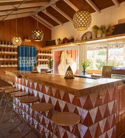 Отель Ojai Rancho Inn