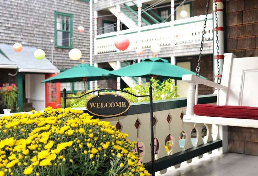 בית מלון כפרי Pequot