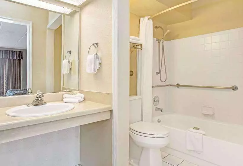 Отель Quality Inn Mason Near Kings Island