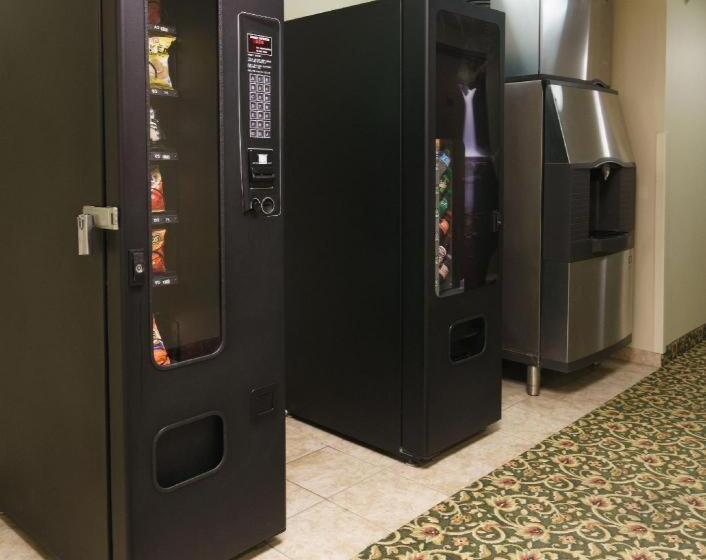 ホテル Supertel Inn & Conference Center