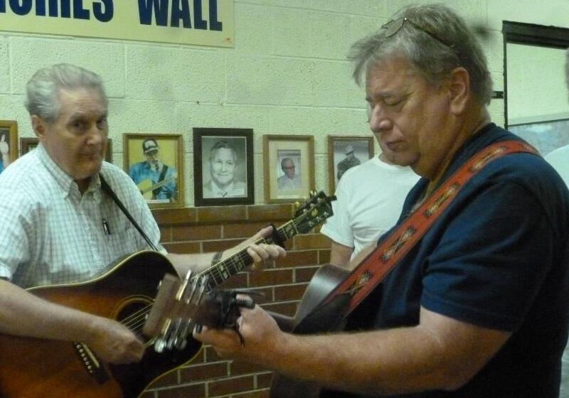 Luxbury Inn & Suites