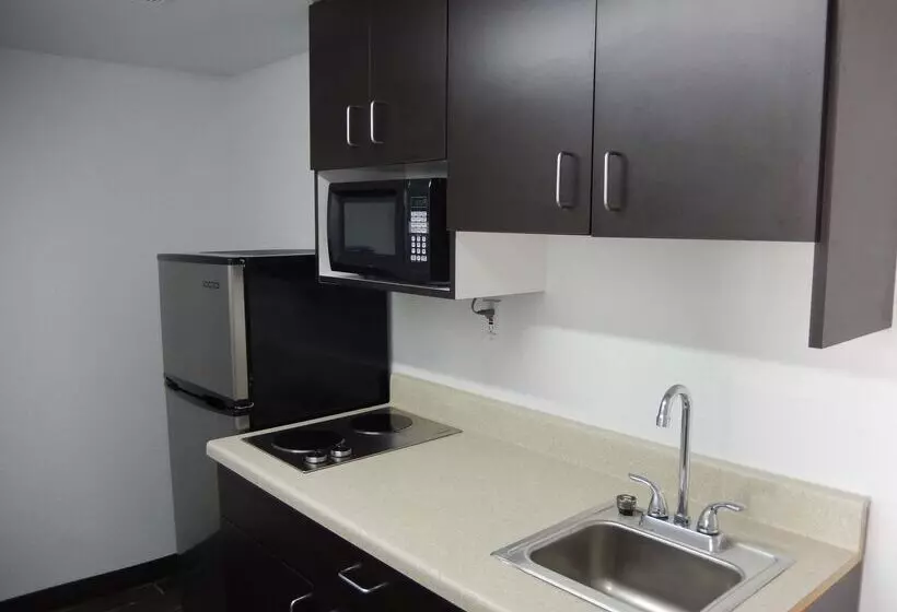 Motel 6 Portland, TX