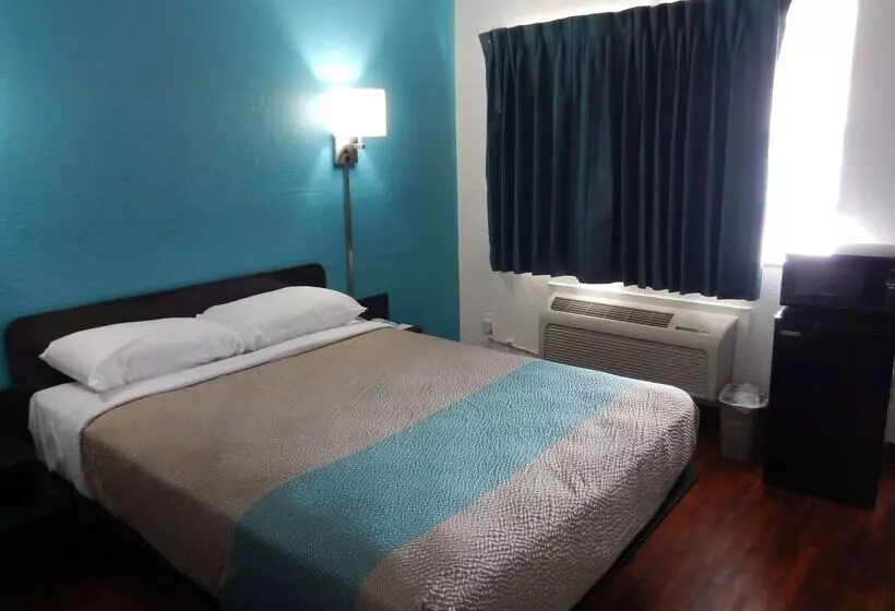 Motel 6 Portland, TX