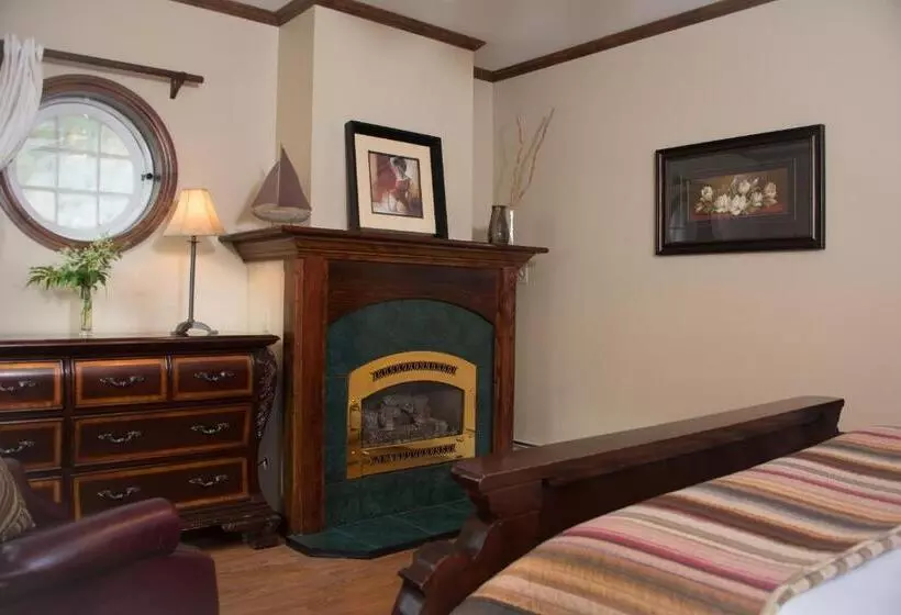 Bed and Breakfast Inn On Putney Road